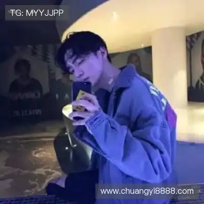 滑璇鸣